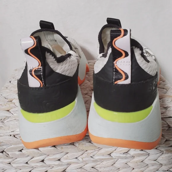 Sorel Kinetic Impact ll Lace Up Mesh Sneakers Size 9 Women's Athletic Running - Picture 5 of 8